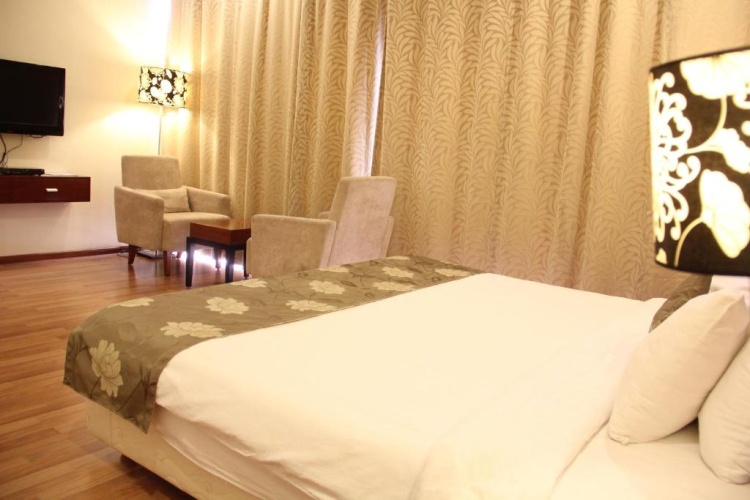 Premier Single Junior Suite