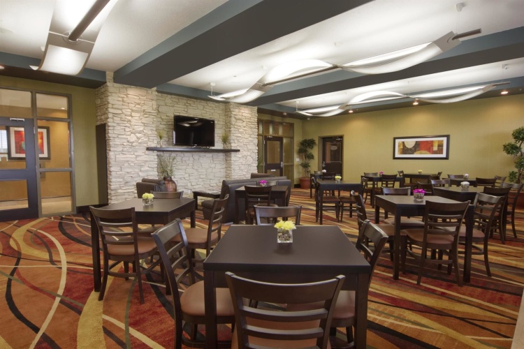 Best Western Plus Sherwood Park Inn & Suites photo 28