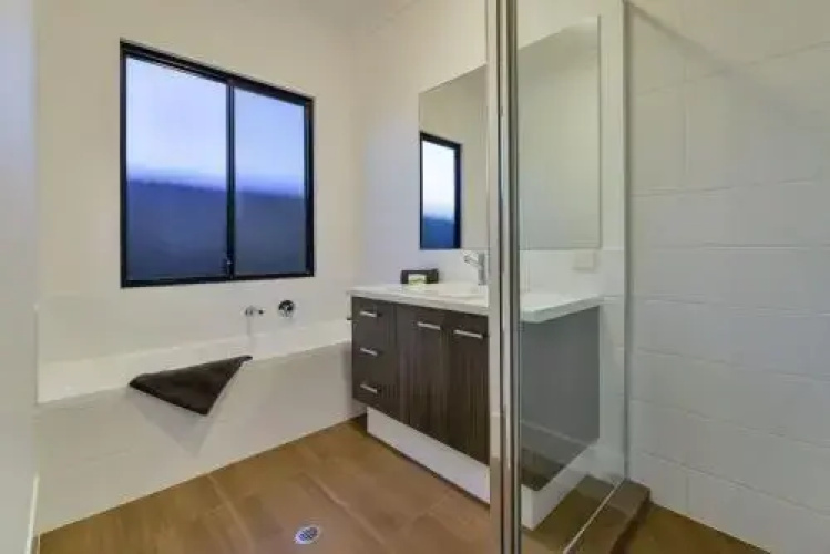 8 Kestrel Place