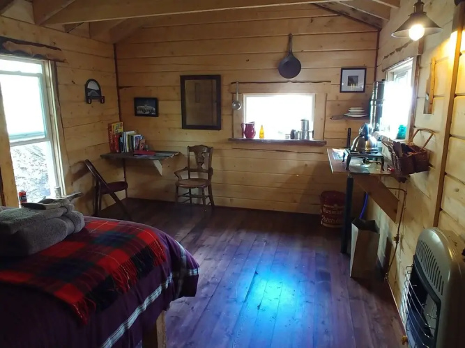Blackburn Cabins
