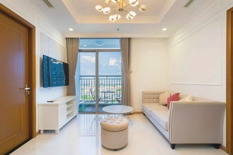 3 Bedrooms Premium Apartment with balcony and with city view