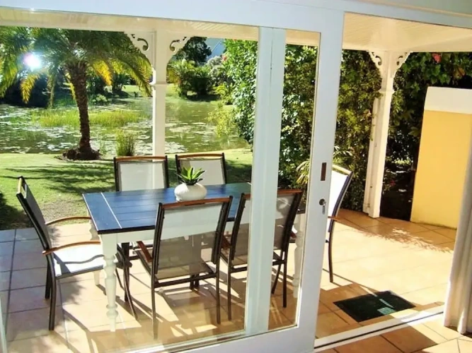 3 Bedrooms Cottage with garden view