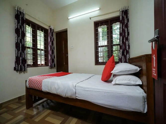 Standard Single room