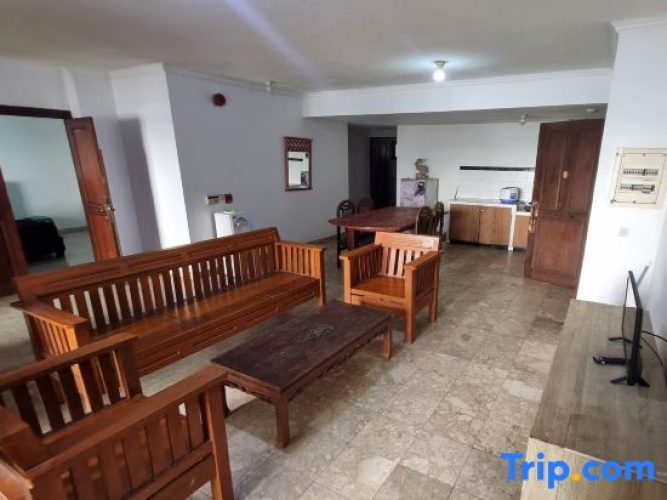 3 Bedrooms Family Apartment