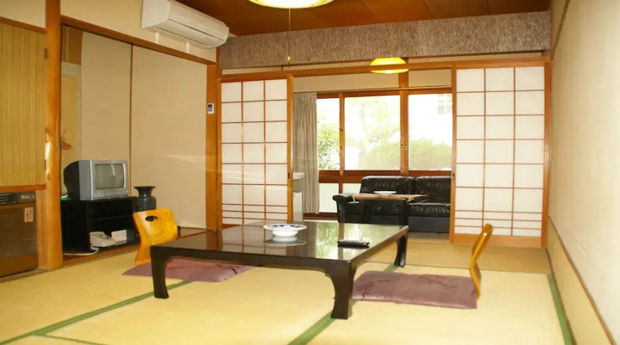 Toramaru Ryokan