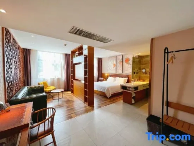 Double Suite