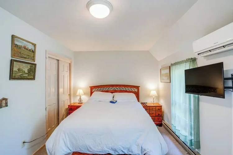 Ski, Hike & More: Year-round Gem in Windham