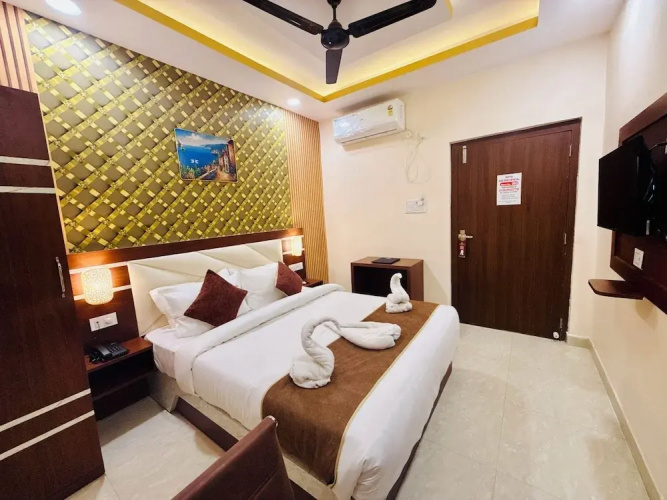 Hotel Golden Crystal