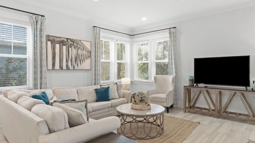 3 Bedrooms Cottage