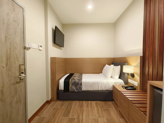 Zoom Hotel