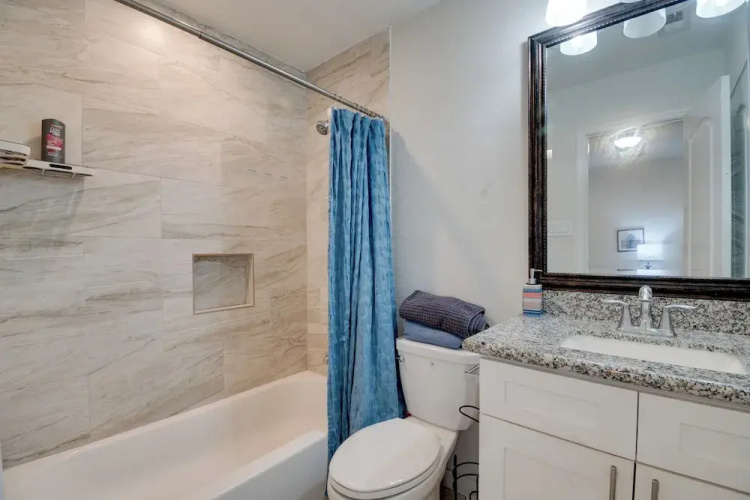 2 Mi to Lake Conroe Access: Home w/ Pool Table!