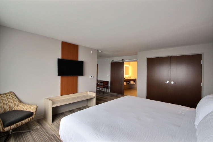 Double Suite