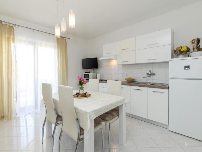 1 Bedroom Apartment with balcony