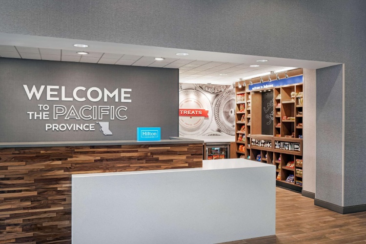 Hampton Inn & Suites by Hilton Kelowna Airport photo 20