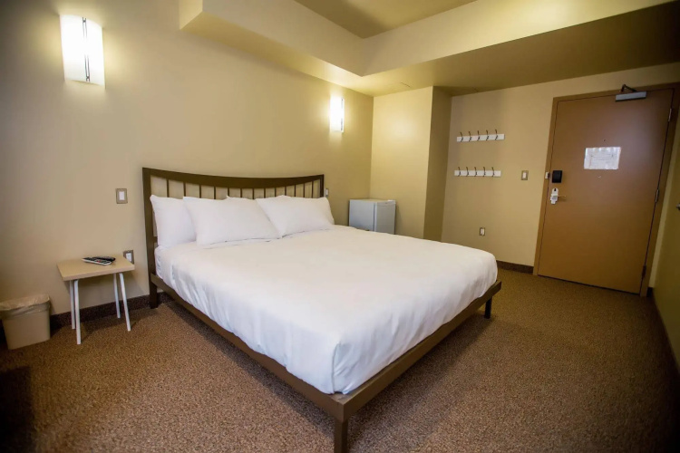 Refresh Inn & Suites
