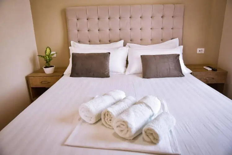 Airport Garden Hotel