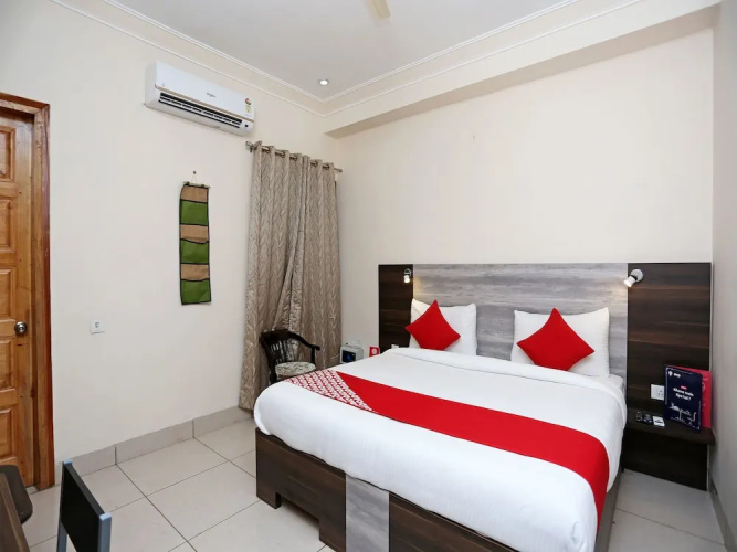OYO 14444 JMK House