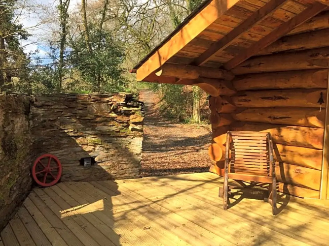 Hesperus Lodge