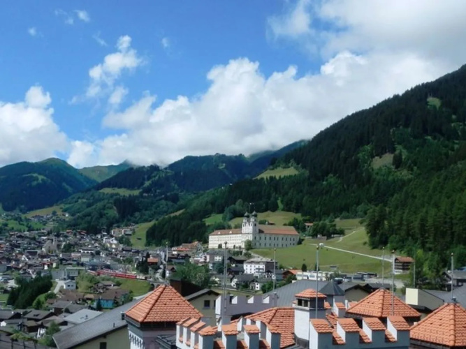 Disentiserhof Hönig 14256