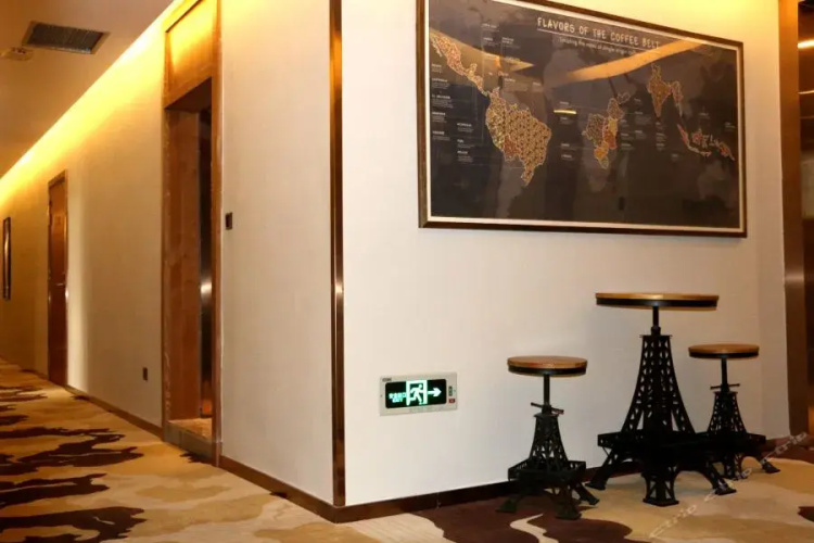 James Joyce Coffetel Chongqing Jiefangbei Pedestri