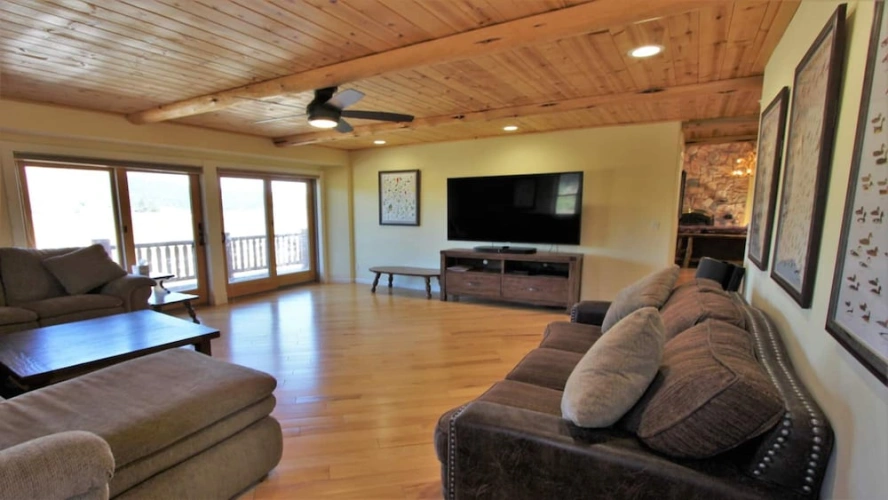 3 Bedrooms Superior Cottage with lake view