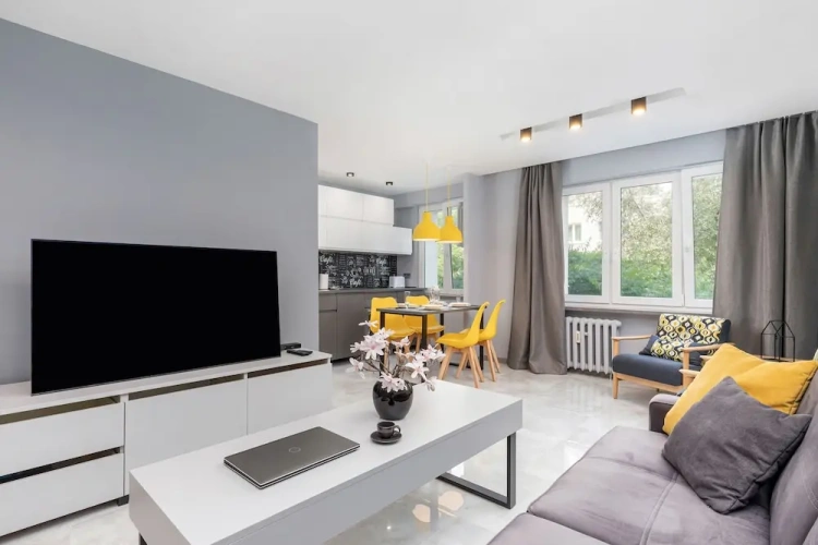 1 Bedroom Apartment with balcony