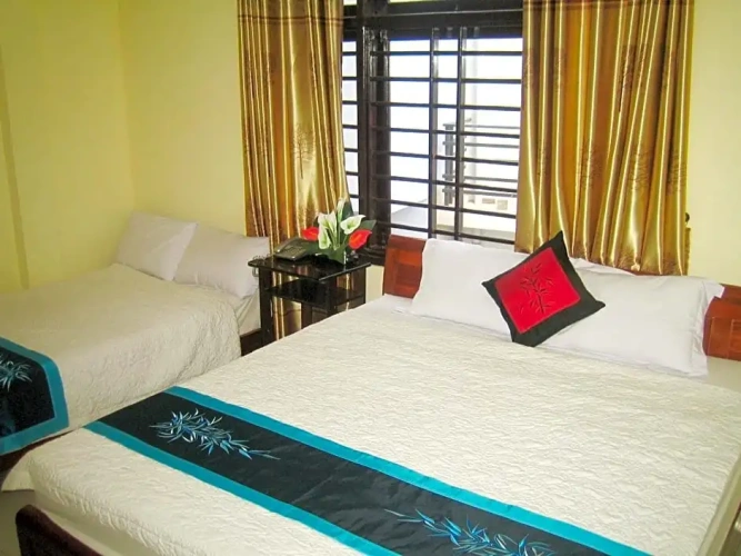 Deluxe Triple room with balcony and with view