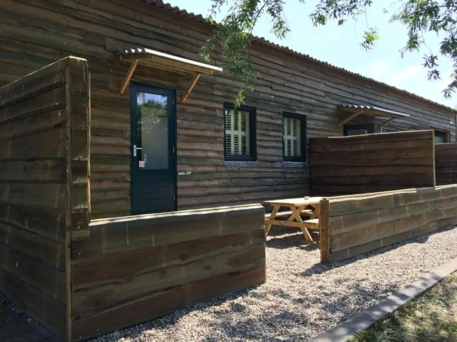 2 Bedrooms Cottage