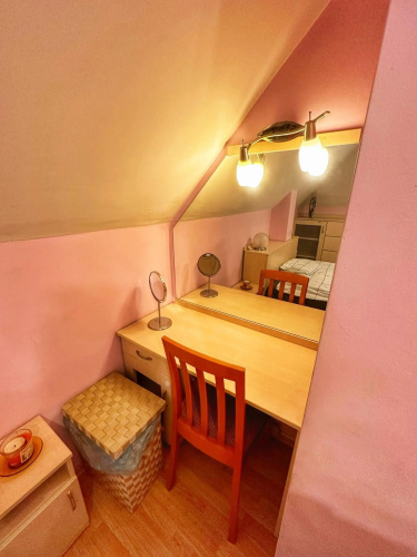 Comfortable Apartment in Comunicative Location