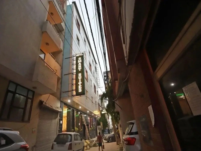 Smart Suites by OYO Rooms