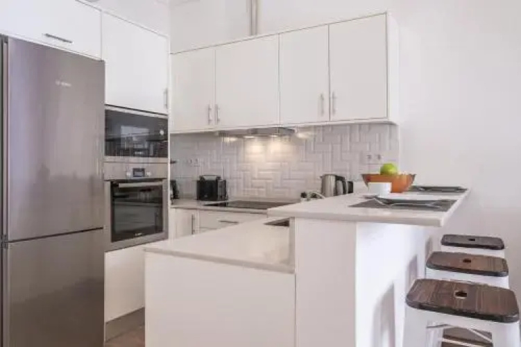 Cayres Suites Surdo