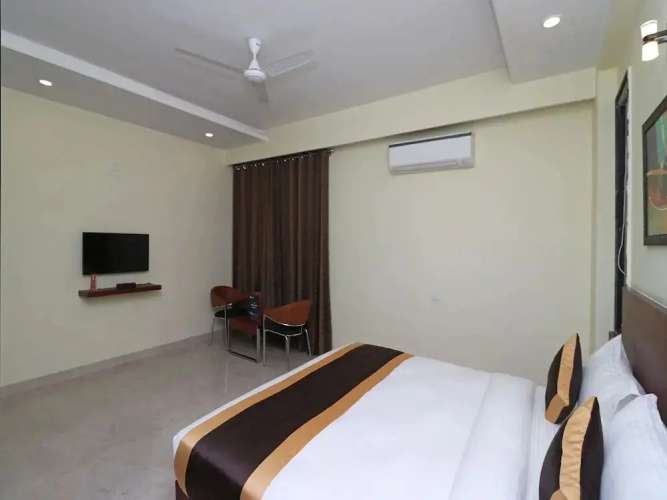 Capital O 12074 Vikrant's Residency