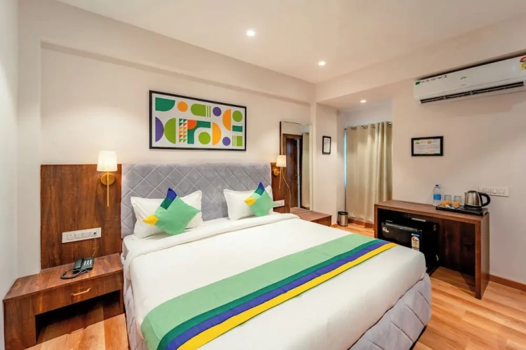 Deluxe room with balcony