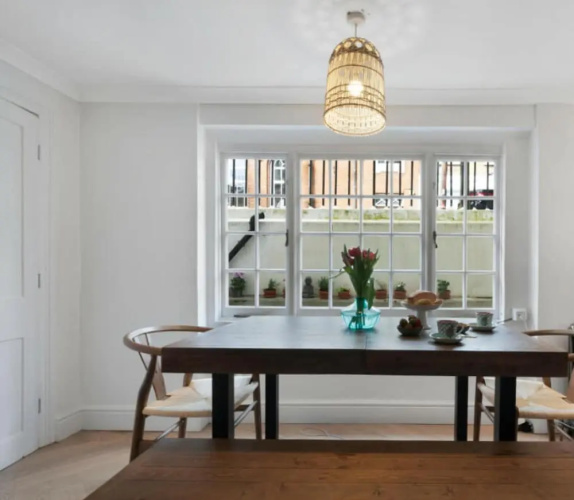 Centrally Located, Stunning 3bed 2bath, SE1