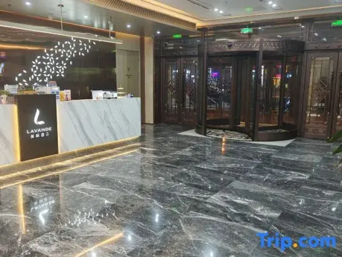 Lufeng Hotel (Meihekou Yinhe Avenue)