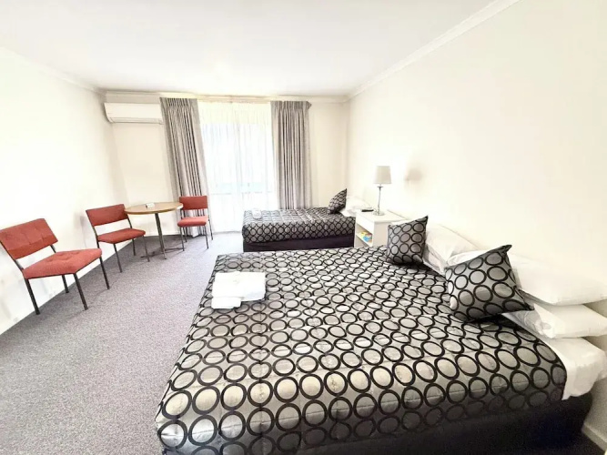 Redgum Motel