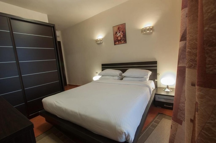 2 Bedrooms Standard Apartment with golf view