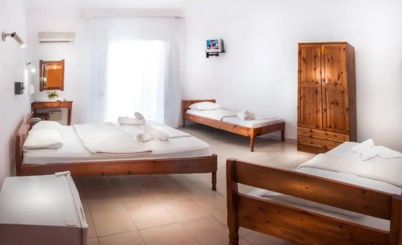 Standard Quadruple room with sea view