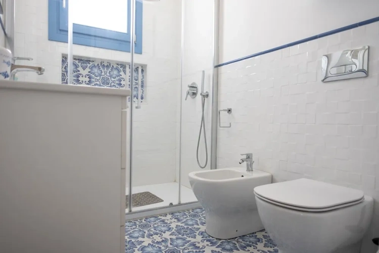 3 Bedrooms Apartment