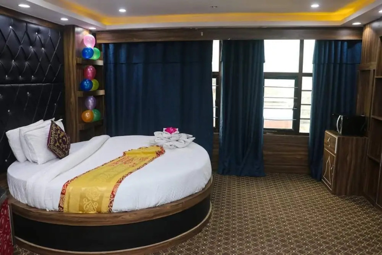 Hotel Suryansh pvt ltd