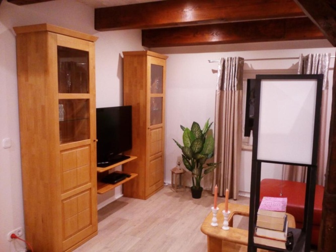 2 Bedrooms Cottage