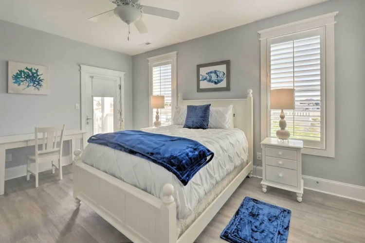 3 Bedrooms Apartment
