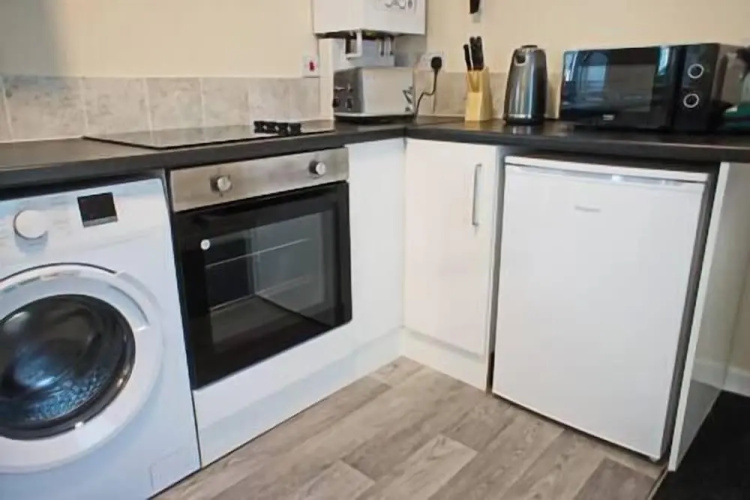 Host Stay Clacton Waves