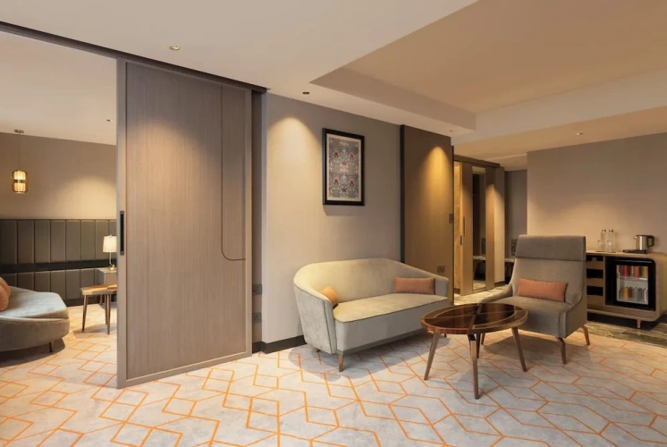 1 Bedroom Suite