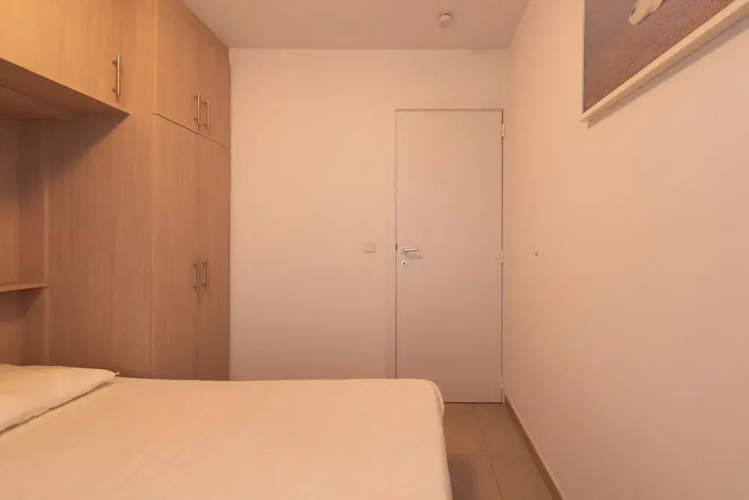 Apartment in Middelkerke With Sea View