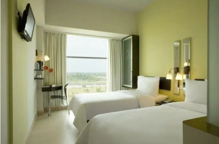 Superior Twin room with balcony
