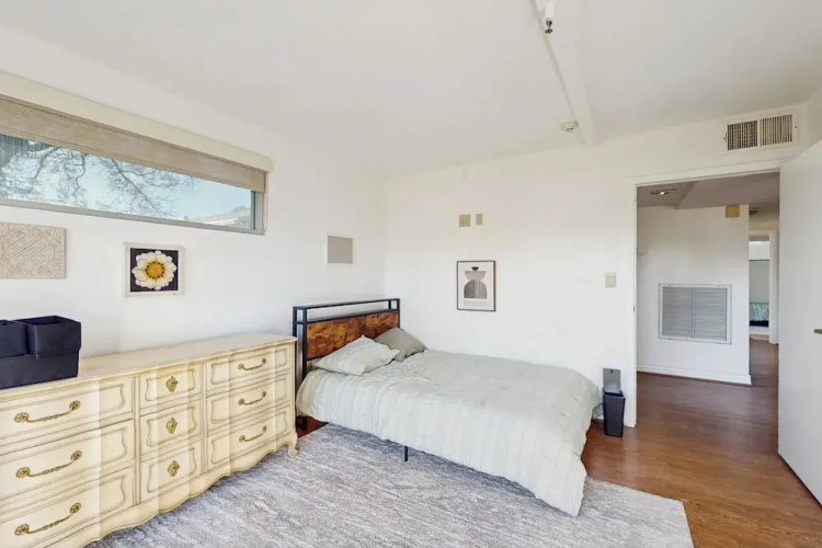 6BR Home w/ a Private Pool, W & D, & Large Yard
