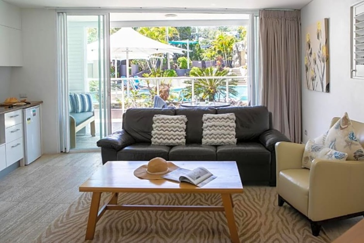 1 Bedroom Deluxe Suite with balcony and with view