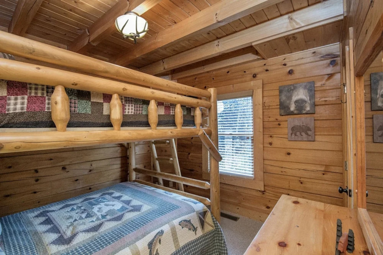 Heavenly Hideaway by Eagles Ridge Resort