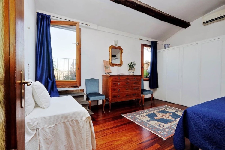 Piazza Mattei Terrace Apartment